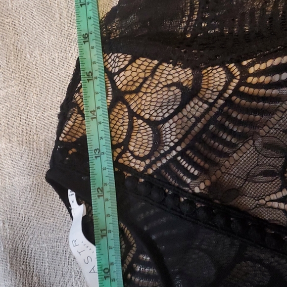 ASTR The Label | Chelsi Long-Sleeved Bodycon Dress | Black Lace and Nude… - Picture 6 of 15